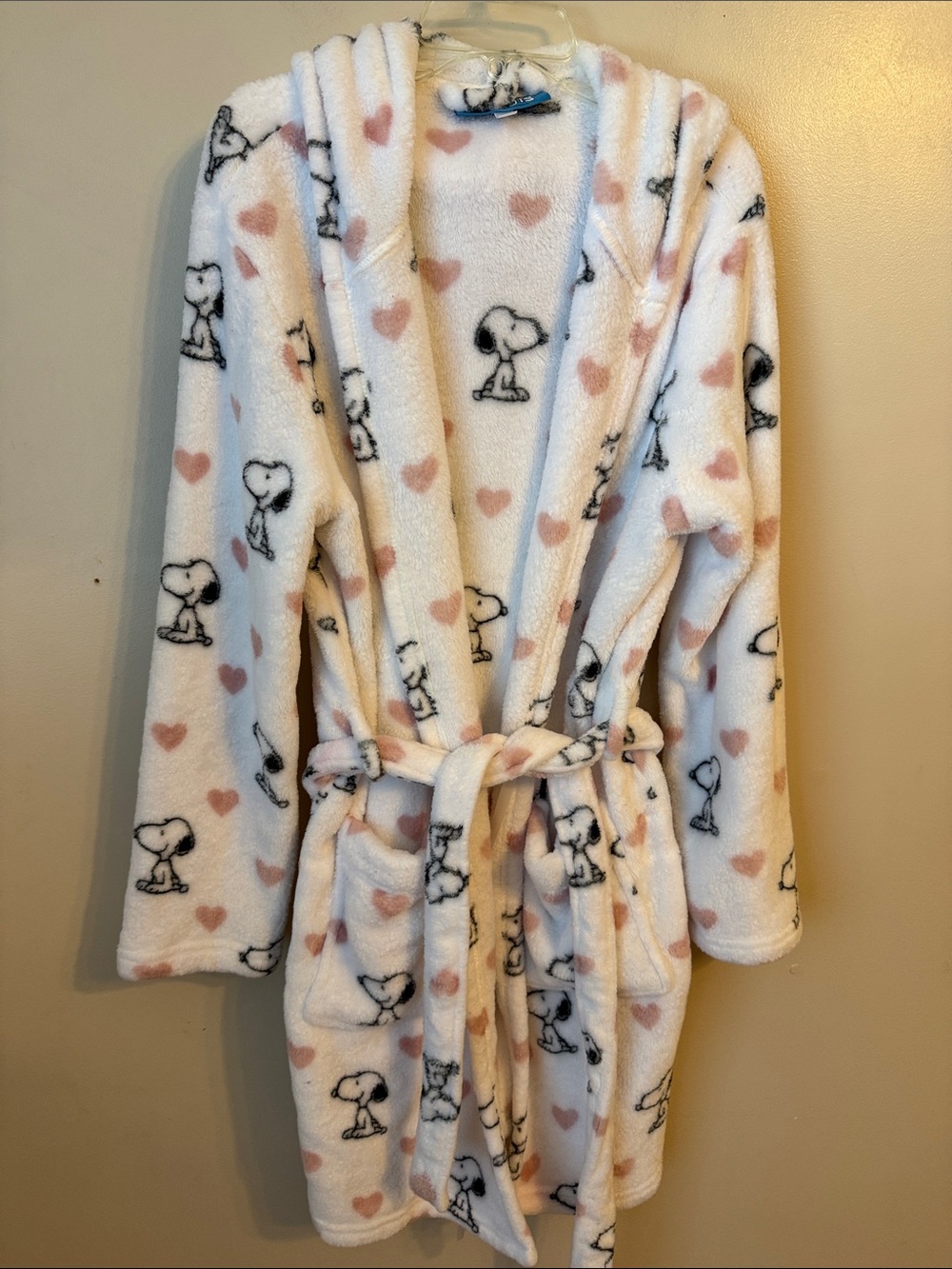 Snoopy Heart Plush Hooded Robe With Pockets Size S/M